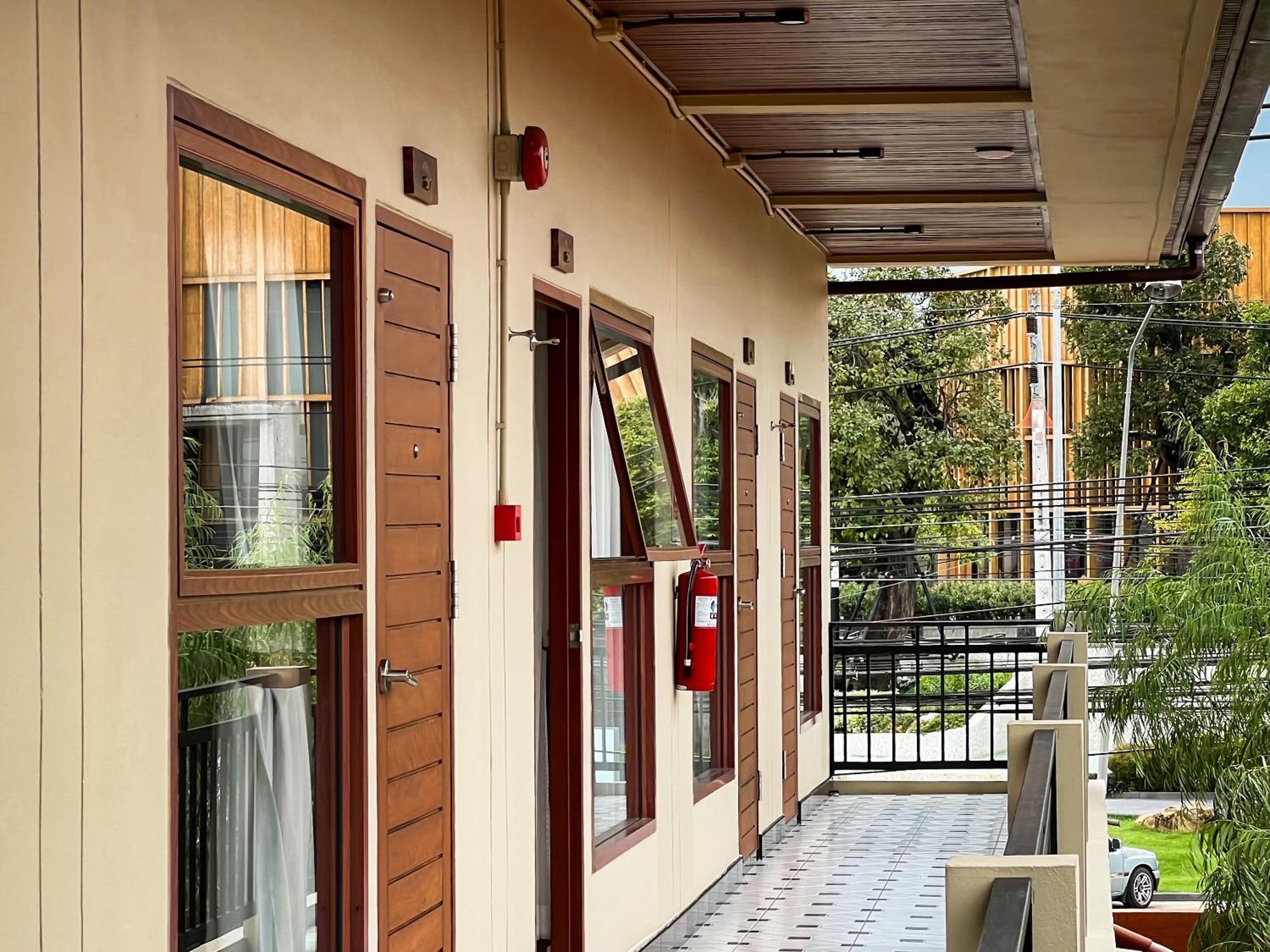 Tachang Airport Hotel Hat Yai Exterior photo